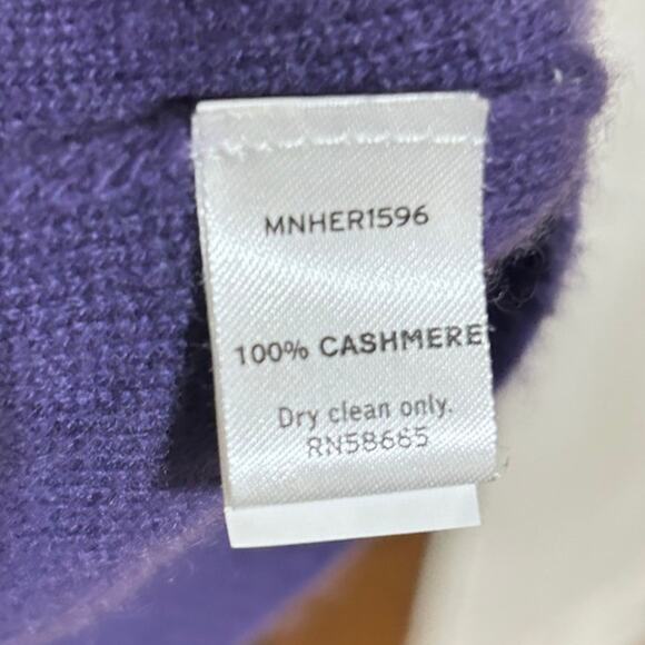 1901 Men’s Purple 100% Cashmere V-Neck Sweater Size M - Picture 4 of 5